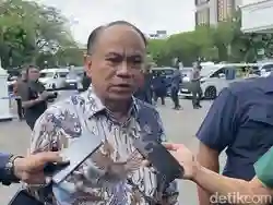 Menkop: Presiden Memerintahkan Tegas Kopdes Merah Putih untuk Memerangi Renterir